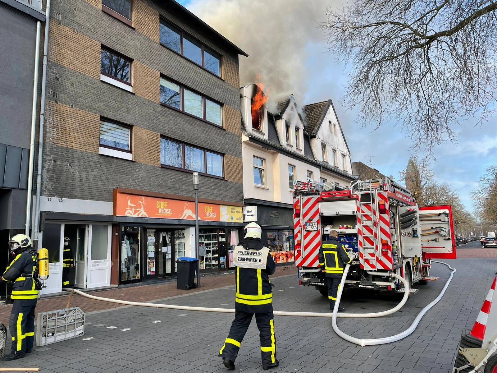 Kamp-Lintfort: Feuerwehreinsatz auf der Friedrichstraße