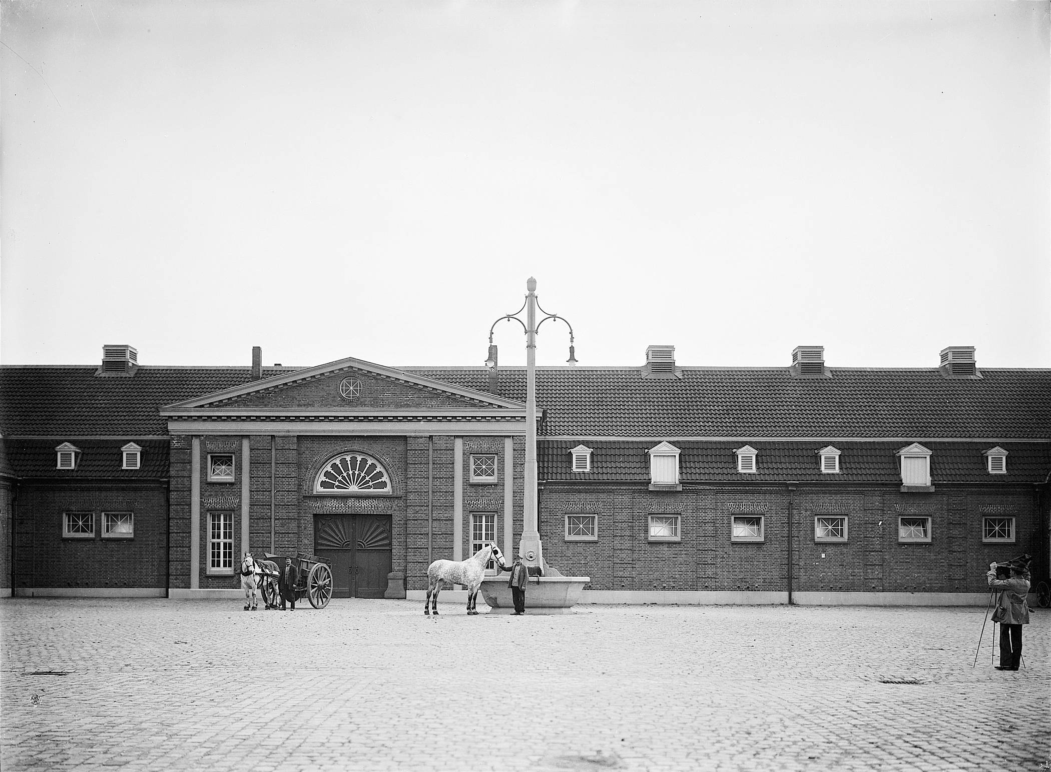  Der Pferdestall damals 