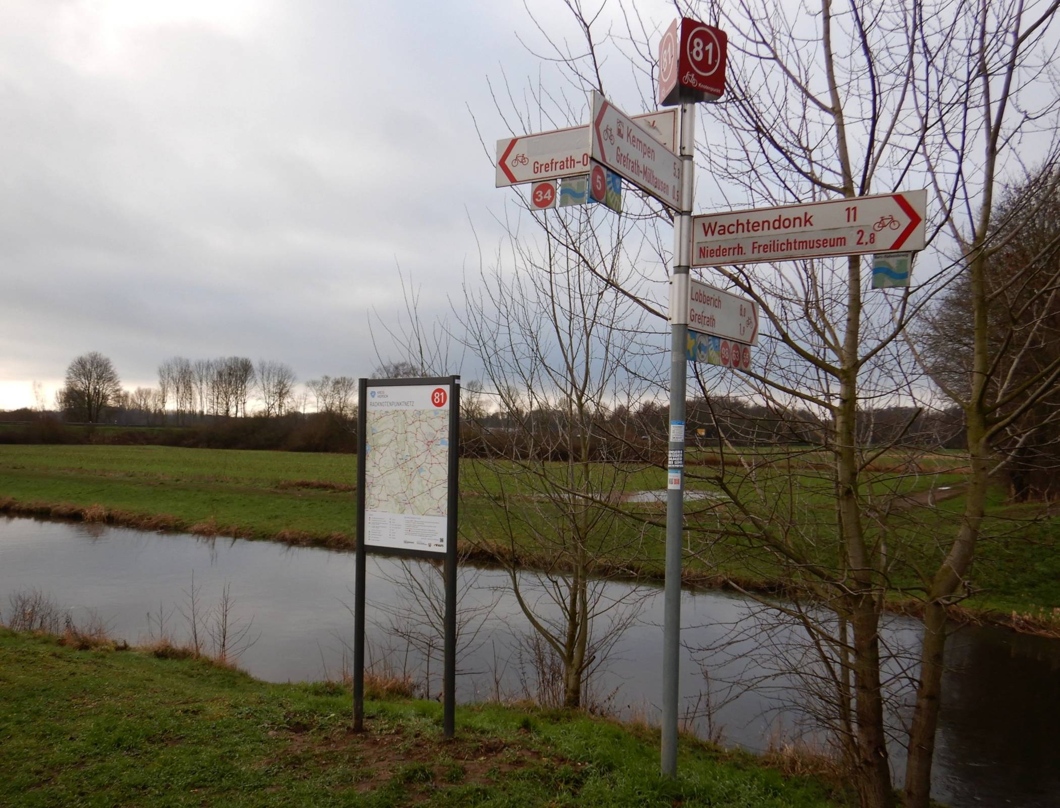 Der Kreis Viersen hat damit begonnen Infotafeln an den Radknotenpunkten im Kreis anzubringen.  